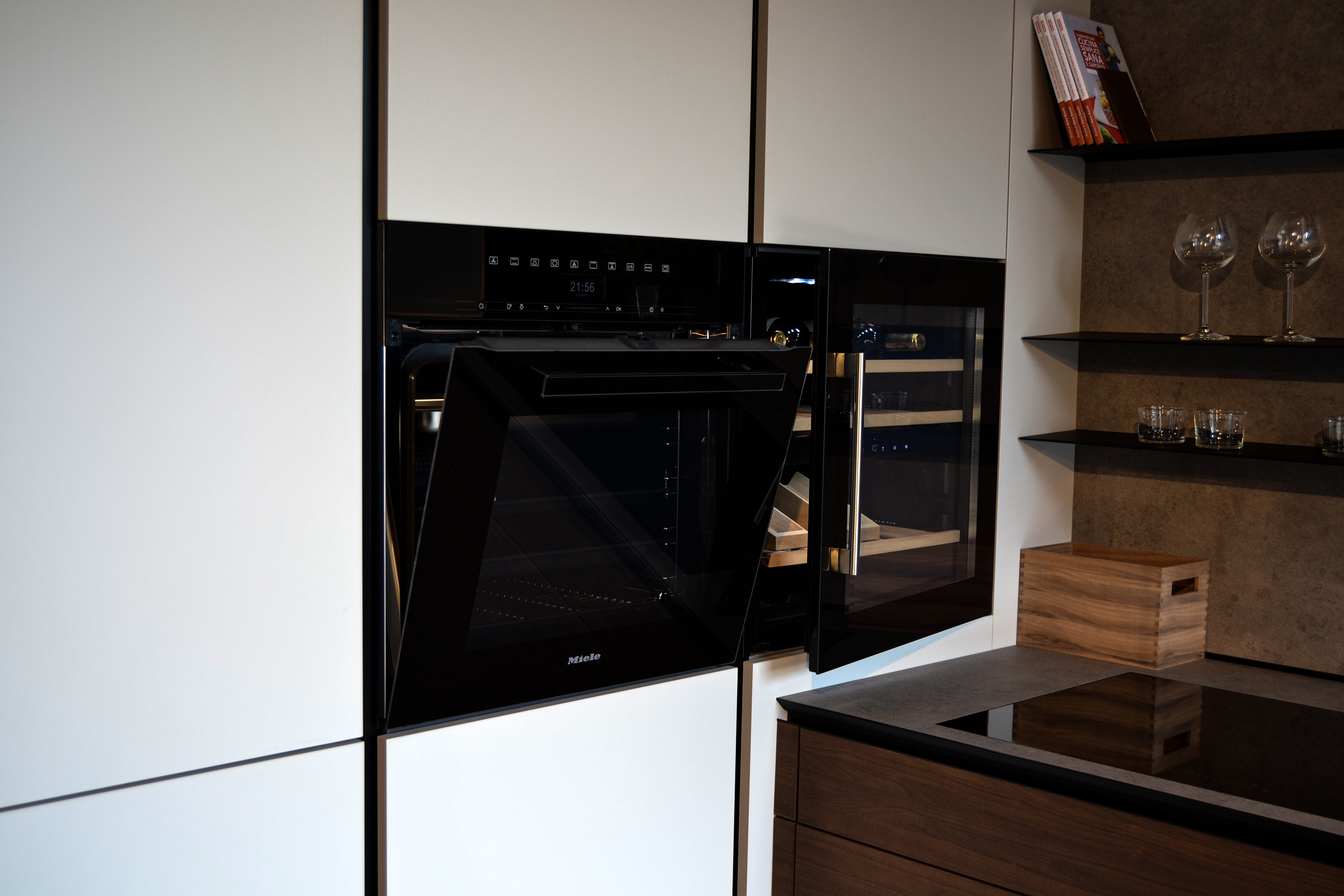 Forno DGC 7450 Nero ossidiana SER MIELE ITALIA - EXPO