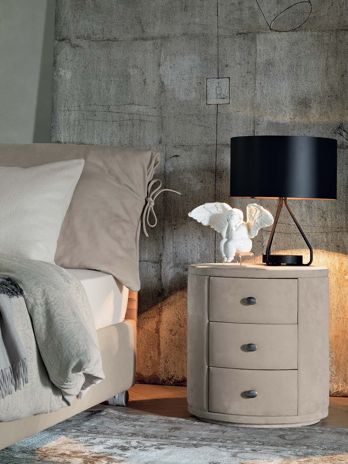 Condotti comodino tondo - Flou