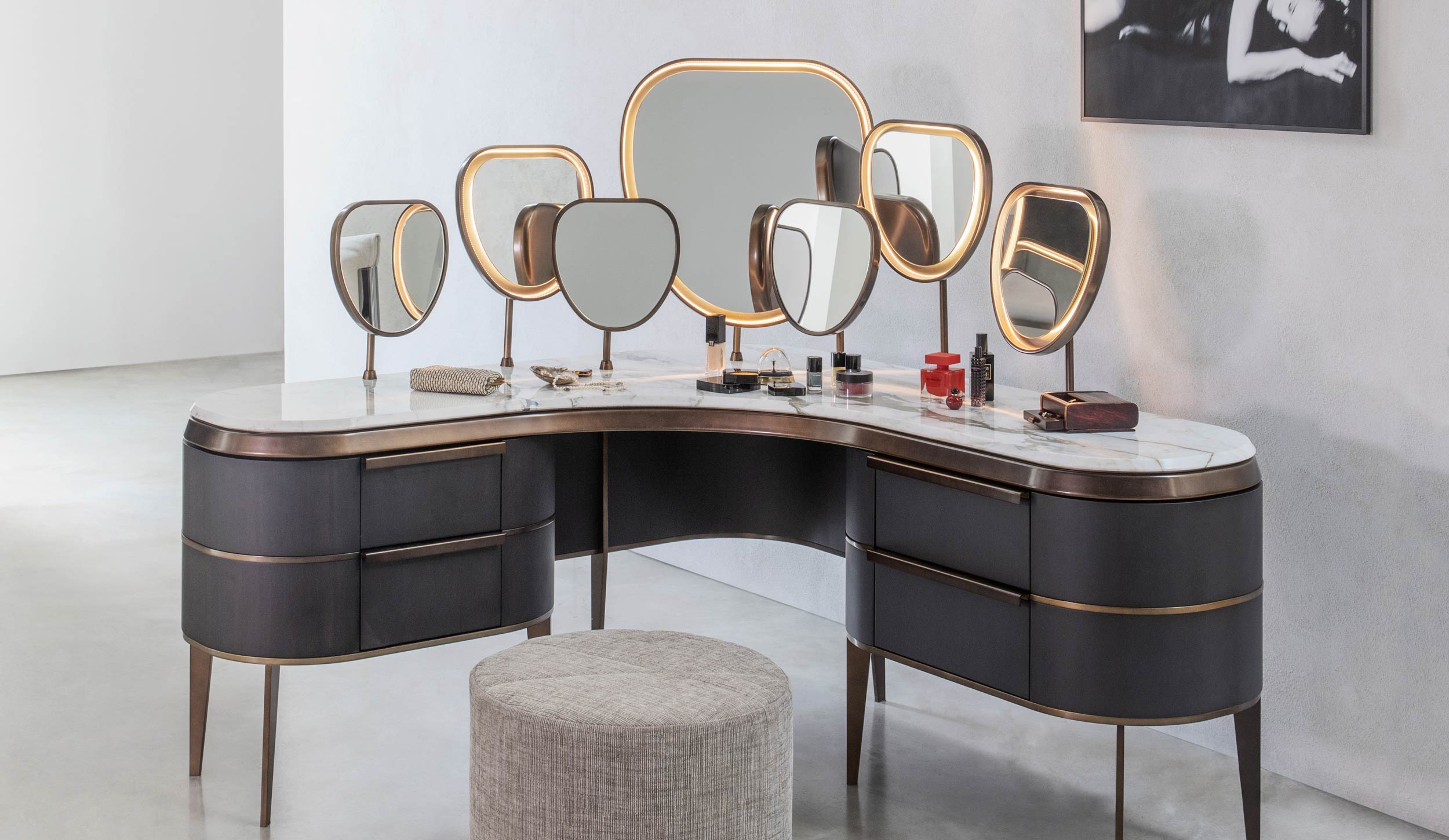 Kara mobile make-up- Flou